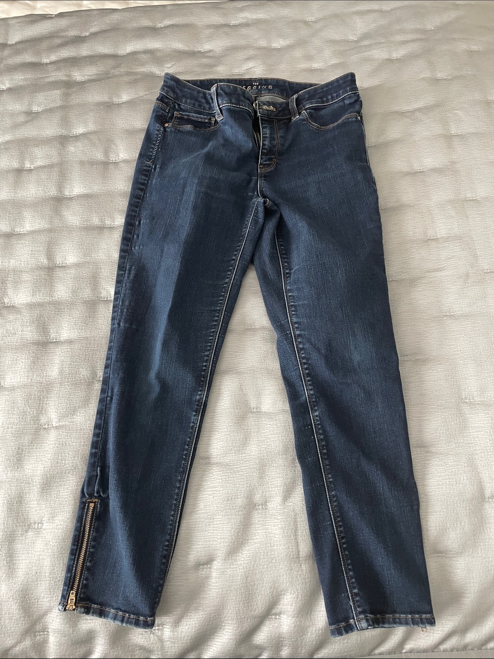 White House Black Market Dark Blue Ankle Zip Jeans